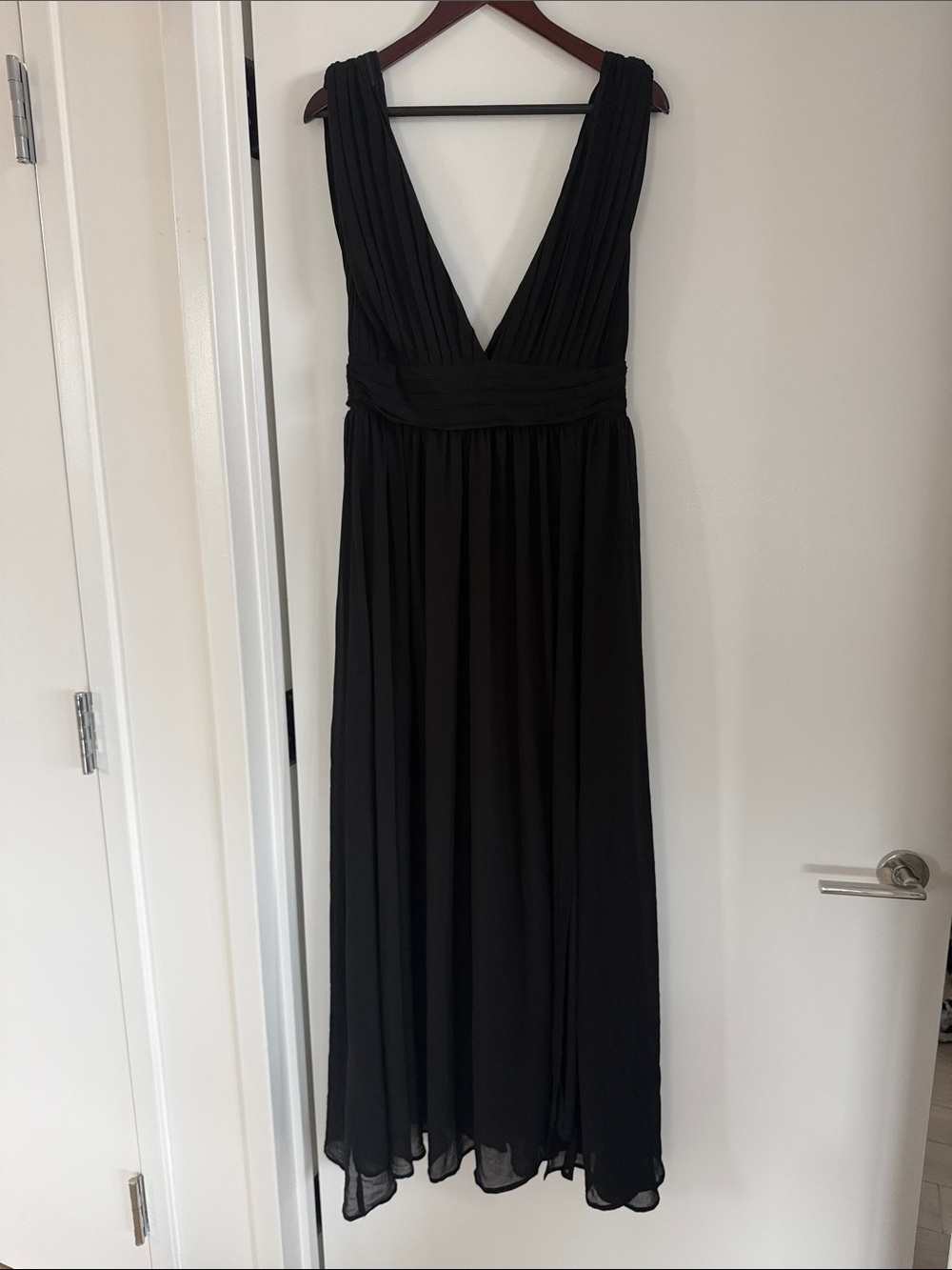 Black deep V-Neck Maxi Dress